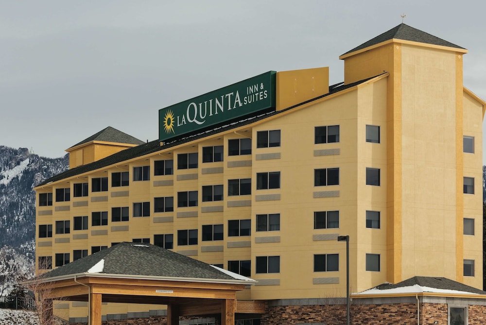 Pet Friendly La Quinta Inn & Suites Butte in Butte, Montana
