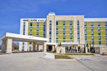 Pet Friendly Home2 Suites by Hilton Plano Richardson in Plano, Texas