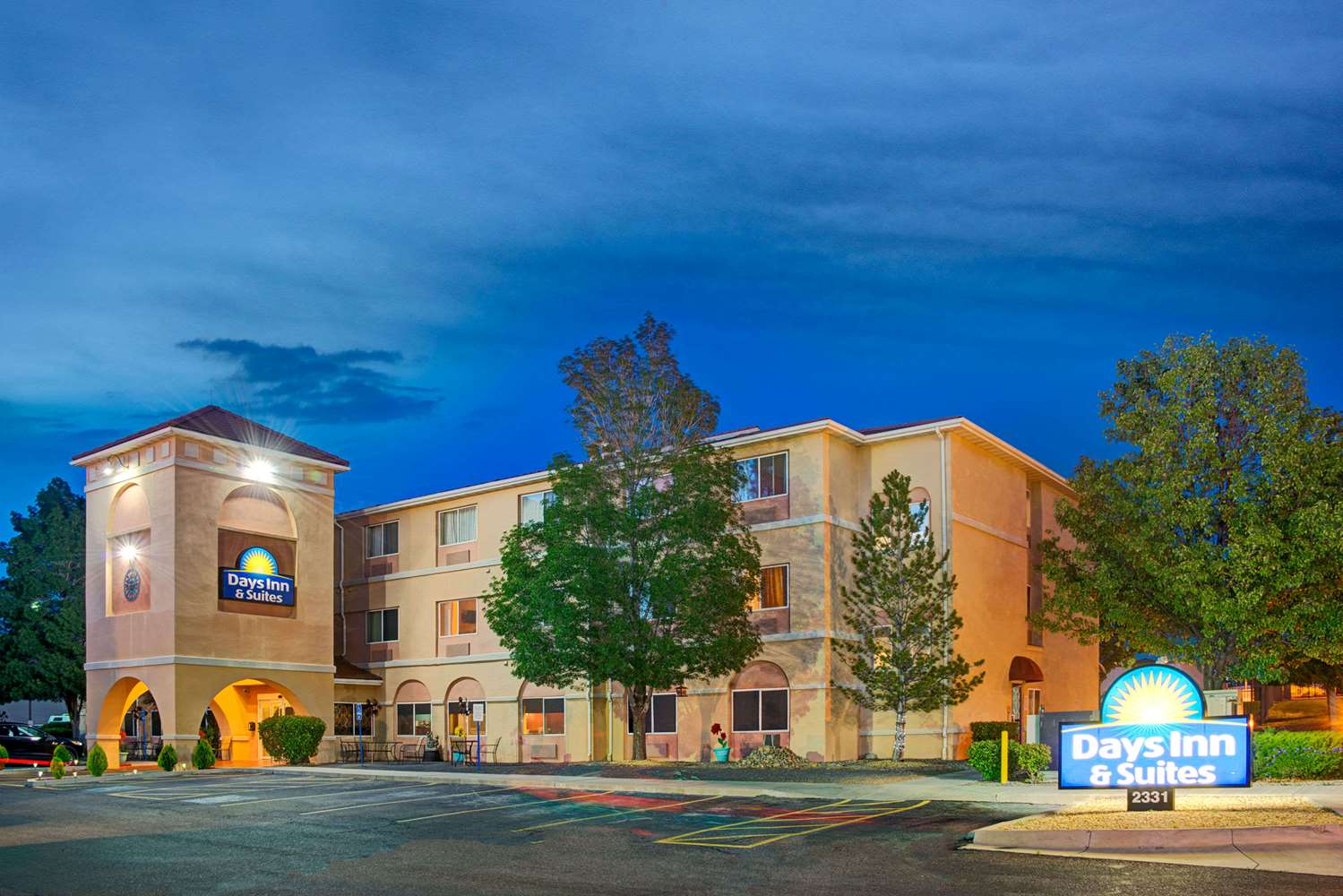 71-best-verified-pet-friendly-hotels-in-albuquerque-with-weight-limits