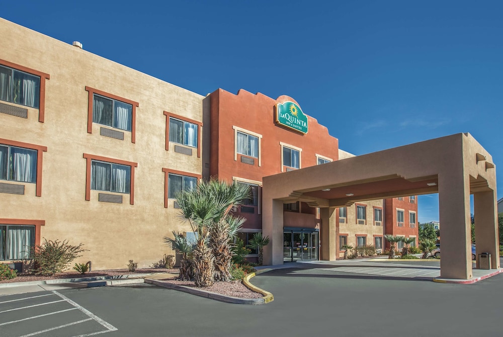 55 Best VERIFIED Pet Friendly Hotels In Tucson With Weight Limits Pet   Hotel Ca640406 Z 