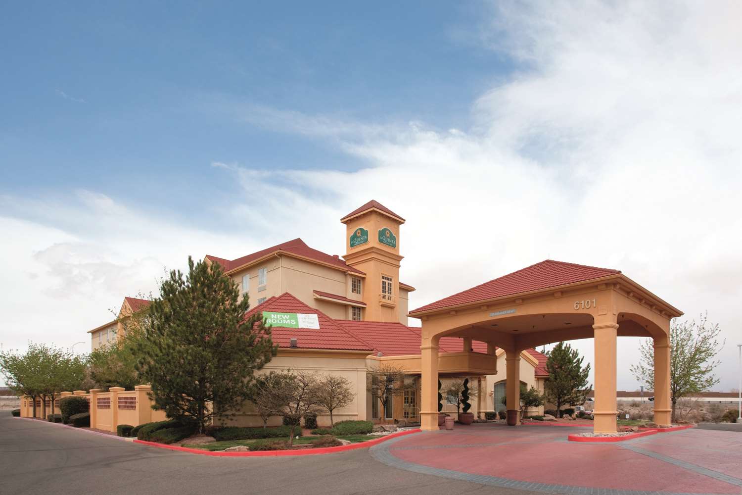 66 Best VERIFIED Pet Friendly Hotels in Albuquerque with Weight Limits & Pet Fees